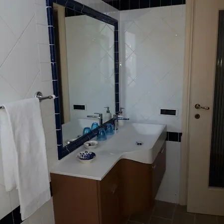 Ondina Couette-café 4*