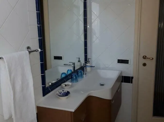 Ondina Bed & Breakfast 4*