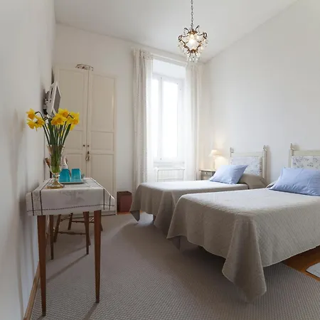 ベッド・アンド・ブレックファスト Ondina